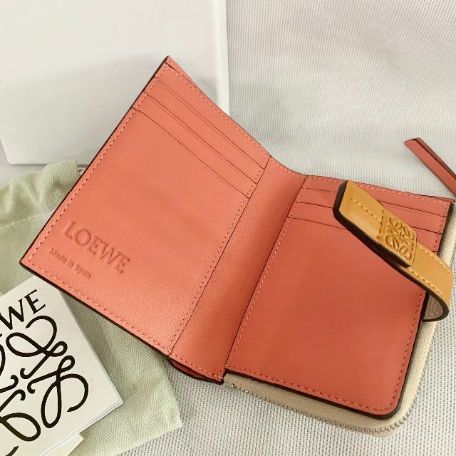 ロエベ LOEWE スリム ジップ バイフォールド 二つ折り財布 極美品