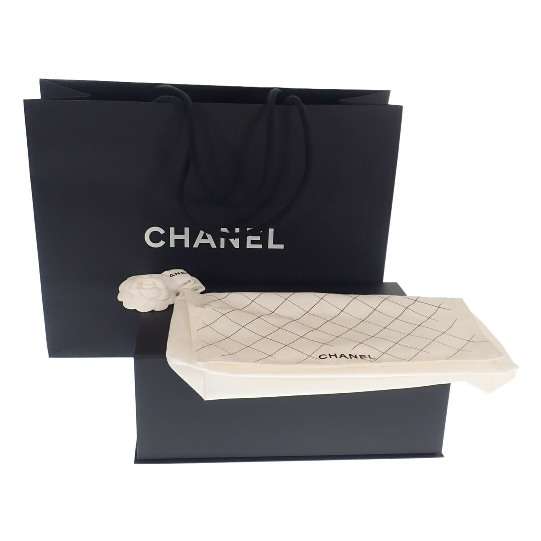 【中古】【Sランク】CHANEL シャネル クラシック ハンドバッグ ショルダーバッグ A01112 Y01864 C3906 キャビアスキン マトラッセ25 Wフラップ Wチェーン ブラック レディース【ISEYA】 レディースのバッグ(メッセンジャーバッグ)の商品写真