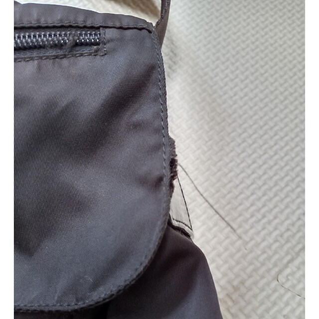 PRADA(プラダ)のPRADAナイロンショルダーバッグブラック使用感ありますが🖤 レディースのバッグ(ショルダーバッグ)の商品写真