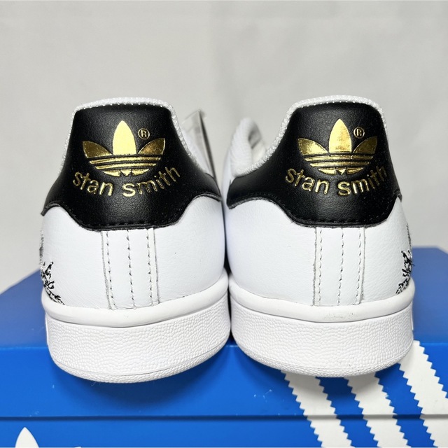 新品　アディダス　リッチ・ムニシ  スタンスミス　adidas　スタンスミス花柄