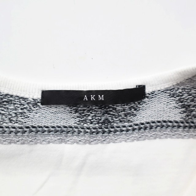 AKM(エイケイエム)のエーケーエム オリジナル トライバル ボーダー S/S Vネック Tシャツ メンズのトップス(Tシャツ/カットソー(半袖/袖なし))の商品写真