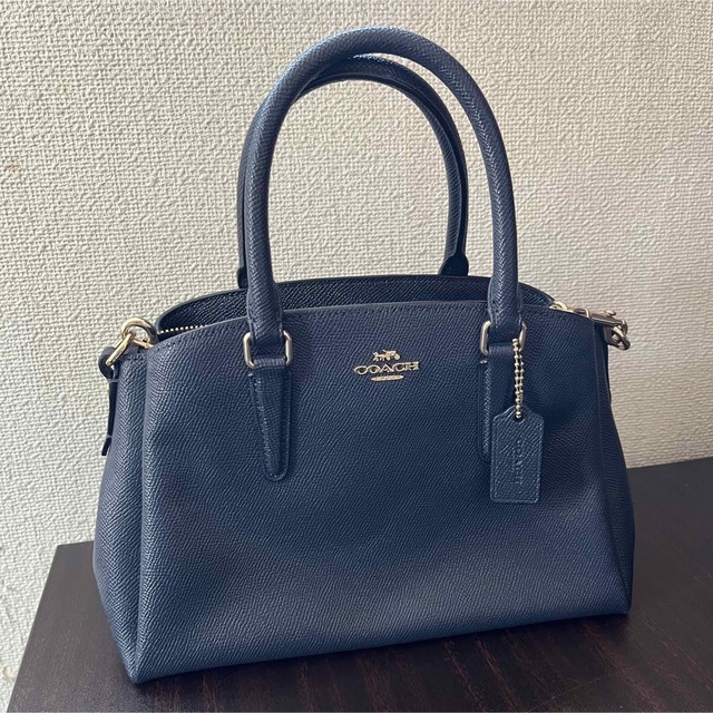 COACH(コーチ)のCOACH チェーンショルダー ネイビー レディースのバッグ(ショルダーバッグ)の商品写真