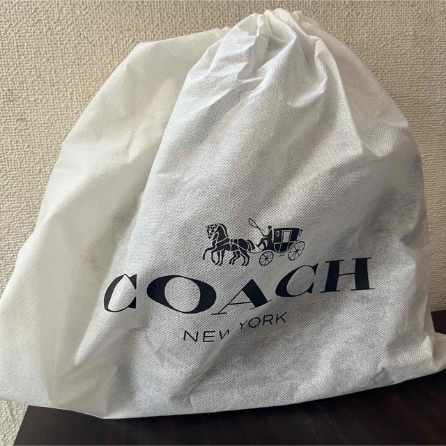 COACH(コーチ)のCOACH チェーンショルダー ネイビー レディースのバッグ(ショルダーバッグ)の商品写真