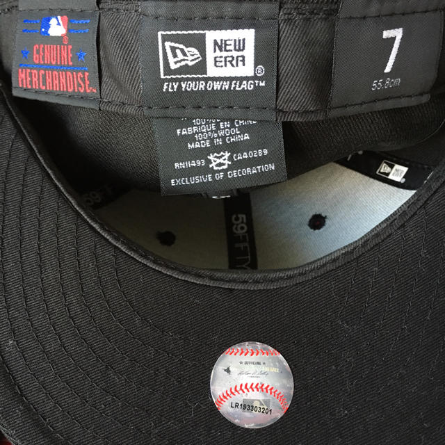 NEW ERA(ニューエラー)のNEWERA  ニューヨークヤンキース BLACK  7(55.8センチ) レディースの帽子(キャップ)の商品写真