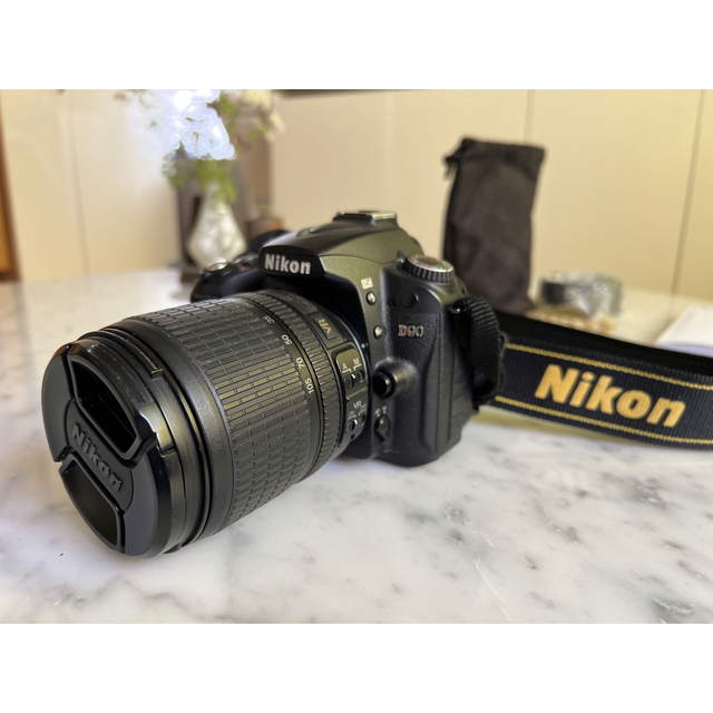 Nikon(ニコン)の【 Nikon 】一眼レフカメラ　D90 スマホ/家電/カメラのカメラ(デジタル一眼)の商品写真