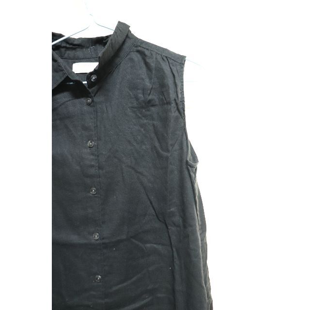 UNIQLO(ユニクロ)のプロフ必読ユニクロノースリーブロングシャツブラック/ブランド良品かわいいM レディースのトップス(Tシャツ(半袖/袖なし))の商品写真
