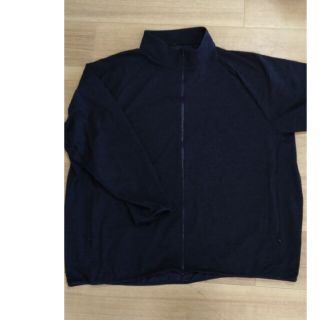 ユニクロ(UNIQLO)のユニクロ、メンズ、４ＸＬ.美品。ブラック×ネイビー.ラッシュガード(その他)