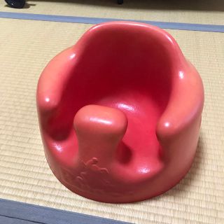 バンボ(Bumbo)のバンボ　赤(その他)