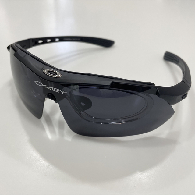 Oakley(オークリー)のエンゼルス様専用【ほぼ未使用】OAKLEY オークリー サングラス 付属品付き スポーツ/アウトドアのスポーツ/アウトドア その他(その他)の商品写真