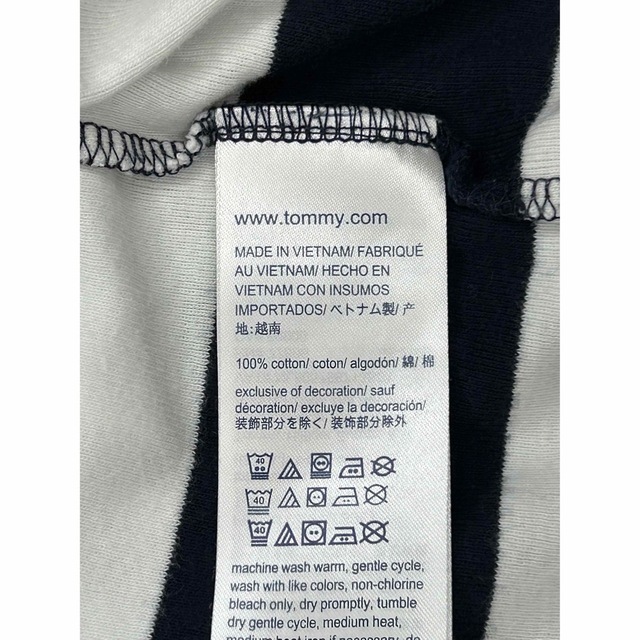 TOMMY HILFIGER(トミーヒルフィガー)のTOMMY HILFIGER トミーヒルフィガーレディースVネックTシャツ レディースのトップス(Tシャツ(半袖/袖なし))の商品写真