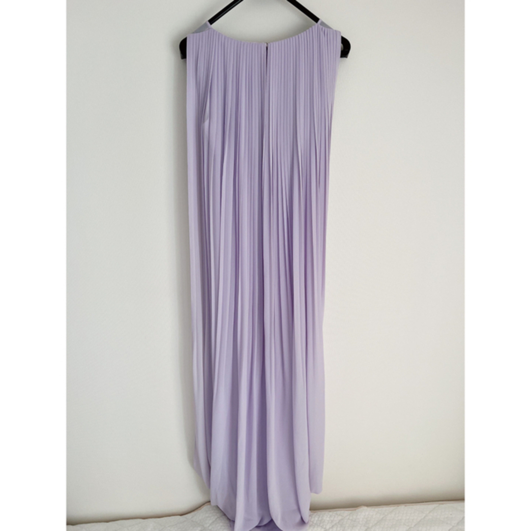 TED BAKER(テッドベイカー)のTED BAKER ドレス　ロングドレス　薄紫　パープル レディースのフォーマル/ドレス(ロングドレス)の商品写真