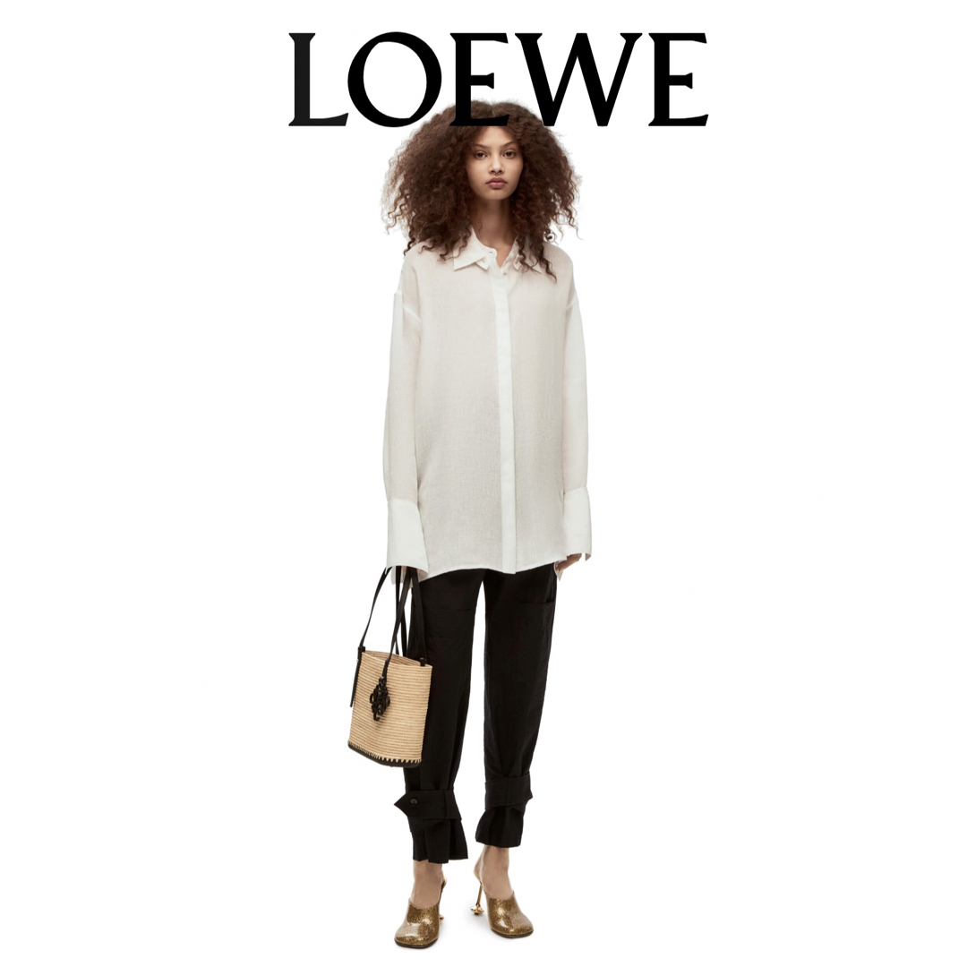 LOEWE - 最新モデル【新品未使用】LOEWE スクエア ラフィア スモール