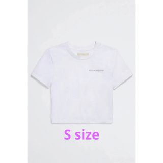 カルバンクライン(Calvin Klein)のJennie for Calvin Klein baby Tee (Tシャツ(半袖/袖なし))