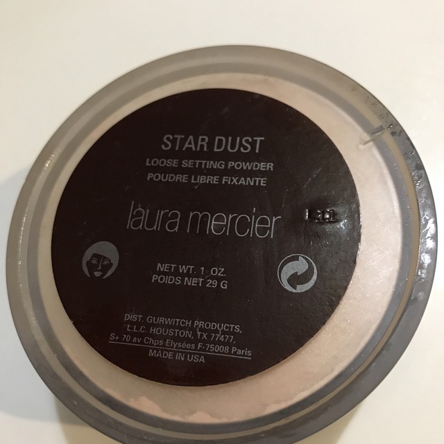 laura mercier(ローラメルシエ)のローラメルシエ⭐️ルースセッティングパウダー コスメ/美容のベースメイク/化粧品(フェイスパウダー)の商品写真