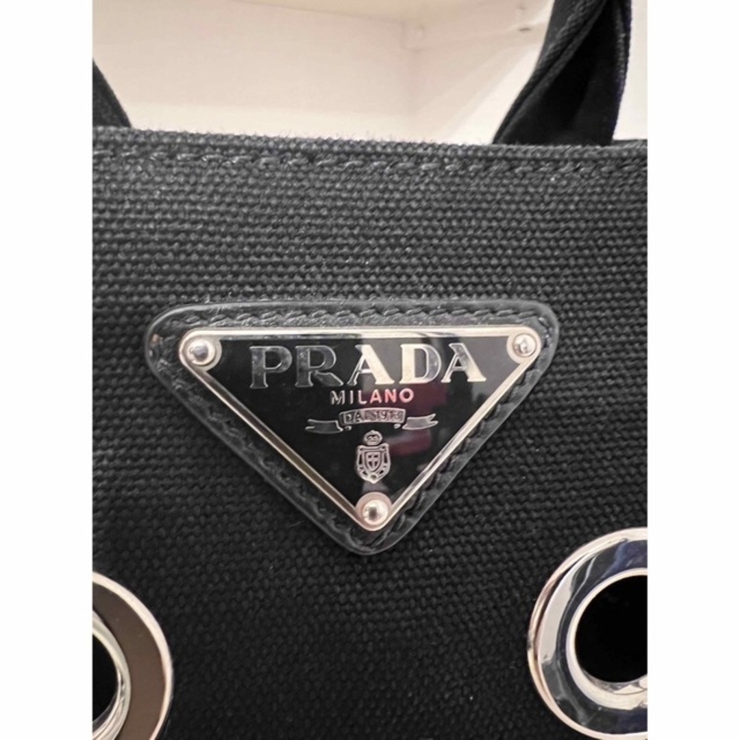 希少！レア！美品PRADA プラダ トートバッグ　デニムカナパ　ハトメ　ビジュー