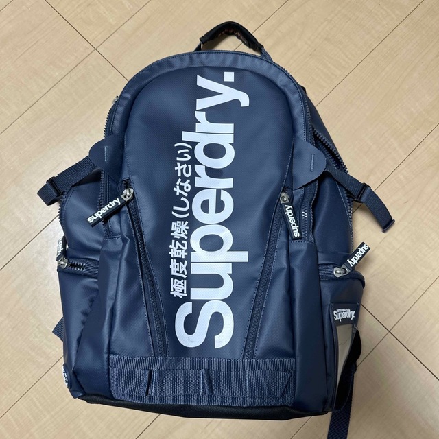 リュック Superdry 極度乾燥(しなさい) ネイビー