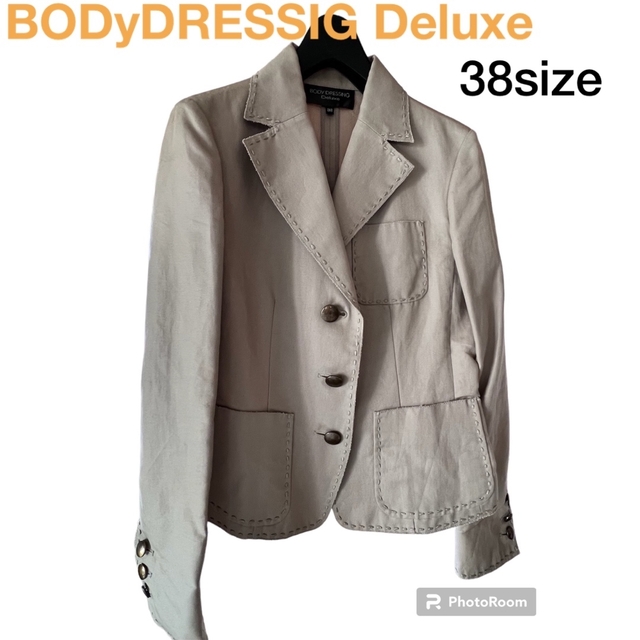 BODY DRESSING Deluxe(ボディドレッシングデラックス)のボディドレッシングデラックス　ステッチジャケット　綿　春夏　上着　羽織り レディースのジャケット/アウター(テーラードジャケット)の商品写真