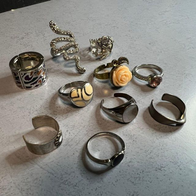 GMF 17号 ビンテージ 金　シルバー　派手　カレッジ　ストーン 指輪　リング メンズのアクセサリー(リング(指輪))の商品写真