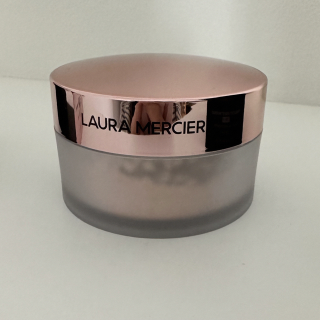 laura mercier(ローラメルシエ)のローラメルシエ トランスルーセント ルース セッティングパウダー パフ コスメ/美容のベースメイク/化粧品(フェイスパウダー)の商品写真