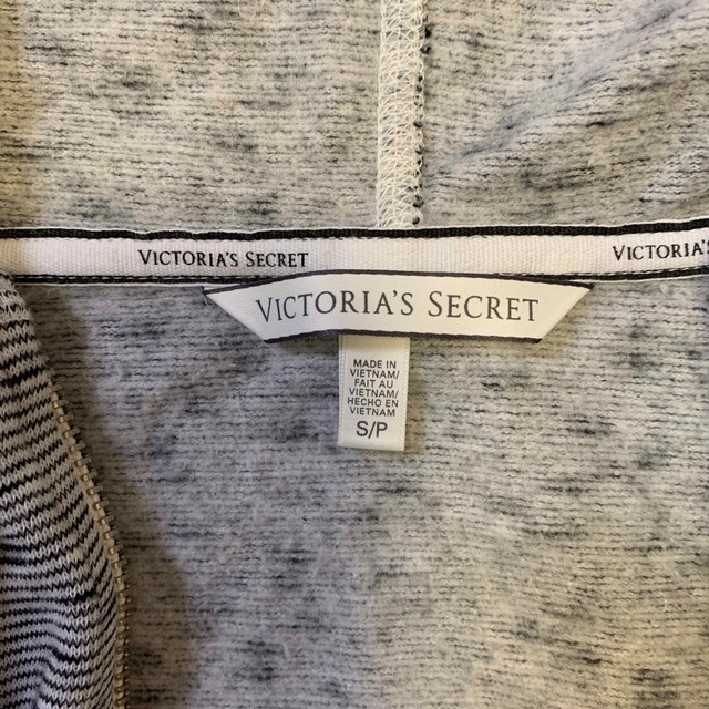 Victoria's Secret(ヴィクトリアズシークレット)のヴィクトリアズシークレット　パーカー レディースのトップス(パーカー)の商品写真