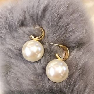 イエナ(IENA)の新品　ビッグパール　真珠　フープピアス(ピアス)