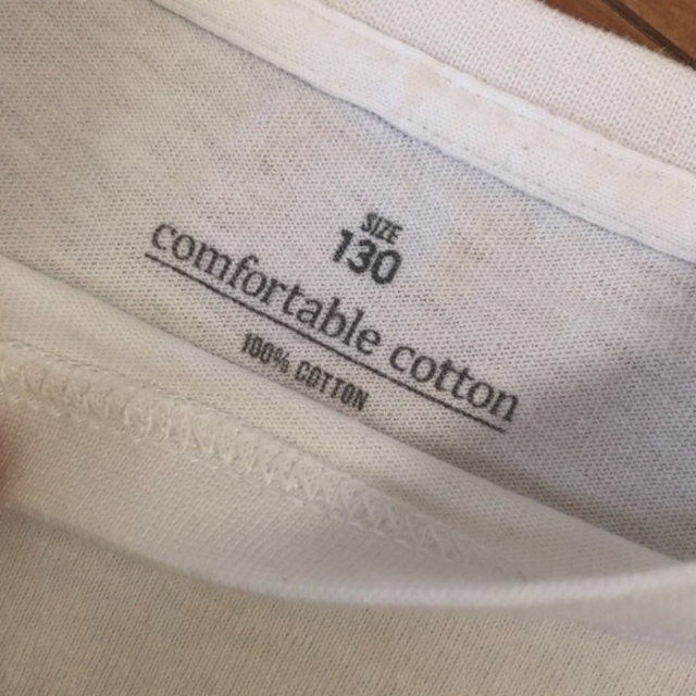 GU(ジーユー)のGU キャミワンピース 白Tシャツ付き 130 キッズ/ベビー/マタニティのキッズ服女の子用(90cm~)(ワンピース)の商品写真