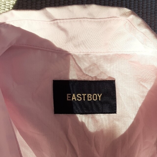 EASTBOY(イーストボーイ)の【売約済】EASTBOY 綿100％ 5分袖 襟付きシャツ 薄いピンク 9号 レディースのトップス(シャツ/ブラウス(半袖/袖なし))の商品写真