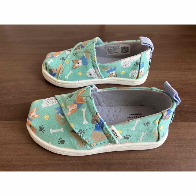 TOMS(トムズ)のTOMS ベビーシューズ 13cm ライトグリーン キッズ/ベビー/マタニティのベビー靴/シューズ(~14cm)(フォーマルシューズ)の商品写真