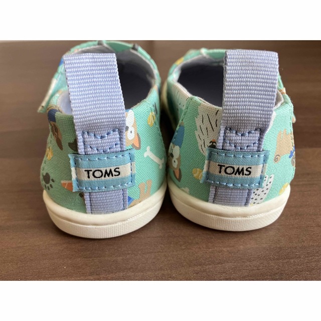 TOMS(トムズ)のTOMS ベビーシューズ 13cm ライトグリーン キッズ/ベビー/マタニティのベビー靴/シューズ(~14cm)(フォーマルシューズ)の商品写真