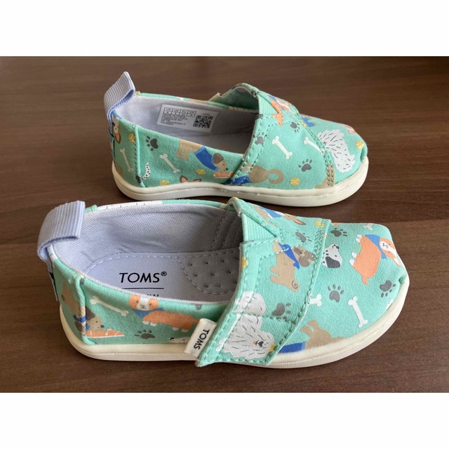 TOMS(トムズ)のTOMS ベビーシューズ 13cm ライトグリーン キッズ/ベビー/マタニティのベビー靴/シューズ(~14cm)(フォーマルシューズ)の商品写真