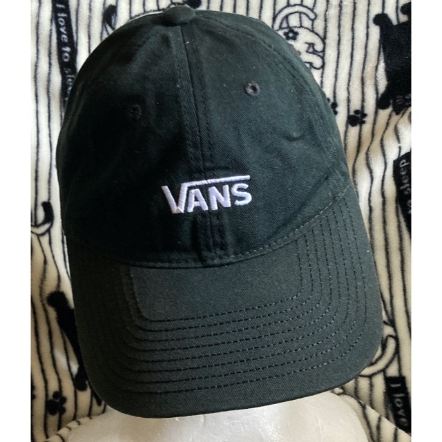 CAP[VANS バンズ]黒カラーに白刺繍ロゴのローキャップCAP帽子/フリーサイズ
