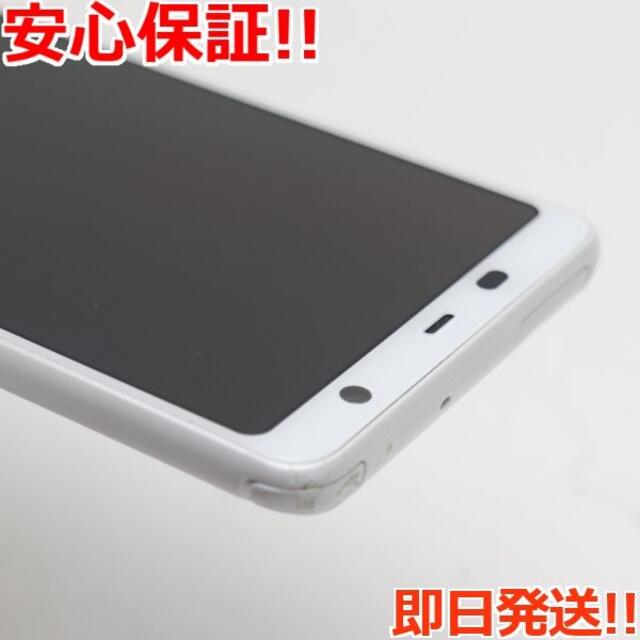 富士通(フジツウ)の超美品 F-02L arrows Be3 ホワイト  スマホ/家電/カメラのスマートフォン/携帯電話(スマートフォン本体)の商品写真