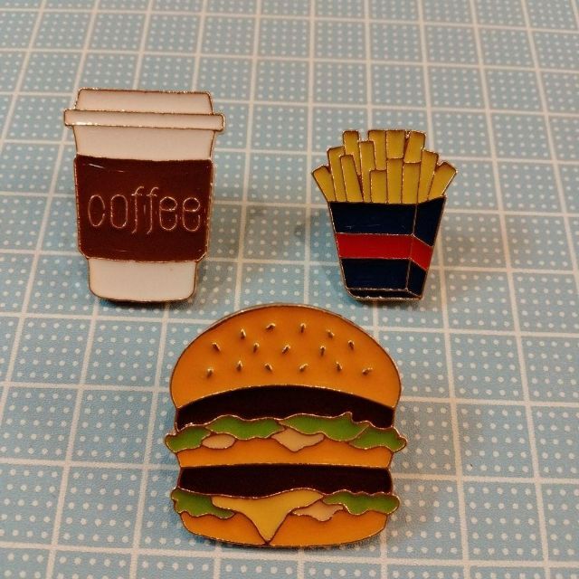 ファーストフード②coffee　ピンバッジ　アメリカン　カフェ　コーヒー　珈琲 エンタメ/ホビーのコレクション(その他)の商品写真