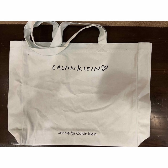 Calvin Klein(カルバンクライン)のJennie for Calvin Klein ノベルティ トートバッグ レディースのバッグ(トートバッグ)の商品写真