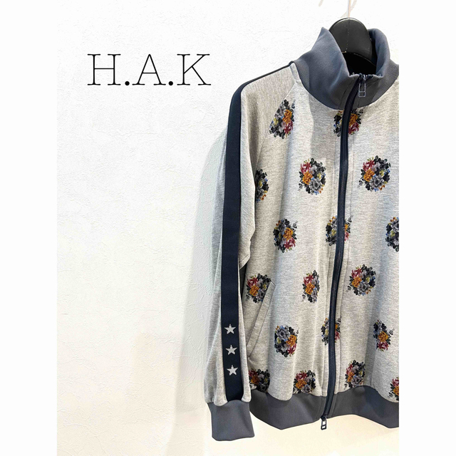 H.A.K(ハク)のH.A.K☆フラワープリント トラックジャケット レディースのトップス(その他)の商品写真