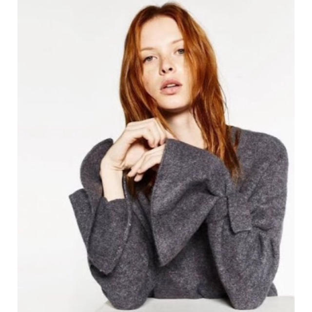 ZARA(ザラ)のZARA 袖リボン セーター 送料込み レディースのトップス(ニット/セーター)の商品写真