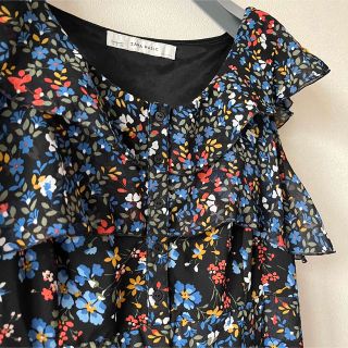 ザラ(ZARA)のZARA BASIC 花柄ワンピース(ひざ丈ワンピース)