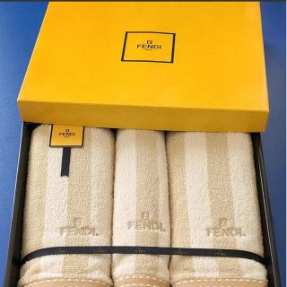 フェンディ(FENDI)のFENDI　フェンディ　フェイスタオル　ウォッシュタオル　セット(タオル/バス用品)