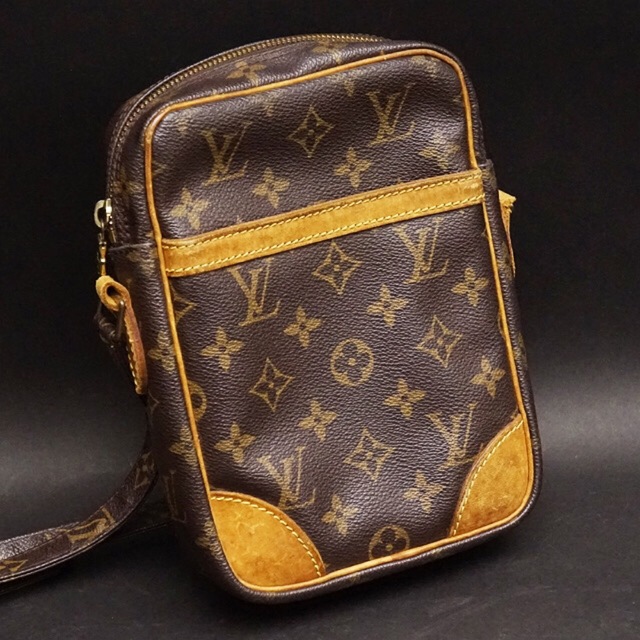 LOUIS VUITTON(ルイヴィトン)のLOUIS VUITTON ルイヴィトン ショルダーバッグ レディース ダヌーブ レディースのバッグ(ショルダーバッグ)の商品写真