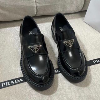 PRADA - ☆Prada プラダ トライアングルロゴ レザー ローファー