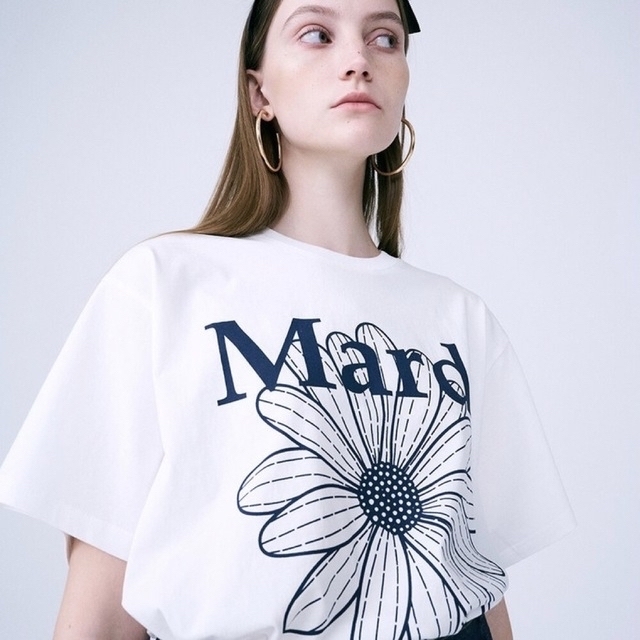 Mardi Mercredi マルディメクルディ Tシャツ IVORY NAVYの通販 by 