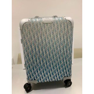 リモワ ブルーの通販 100点以上 | RIMOWAを買うならラクマ リモワ ブルーの通販 100点以上 | RIMOWAを買うならラクマ