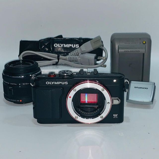 OLYMPUS PEN Lite E-PL6 ブラック ミラーレス一眼の通販 by