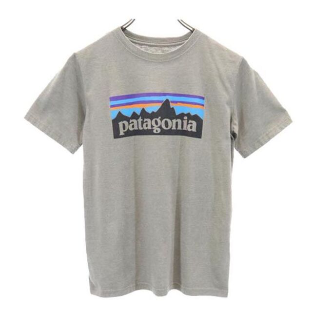 patagonia(パタゴニア)のパタゴニア ロゴプリント 半袖 Tシャツ M10 グレー patagonia キッズ 【中古】  【230511】 メール便可 キッズ/ベビー/マタニティのキッズ服男の子用(90cm~)(ジャケット/上着)の商品写真