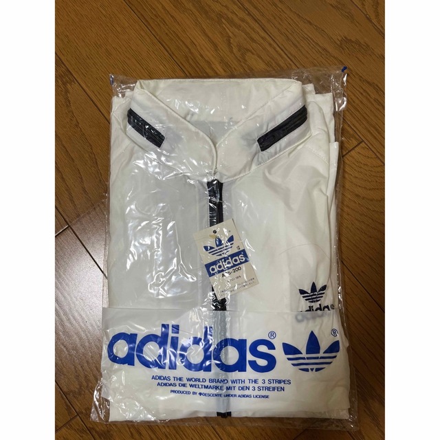 adidas(アディダス)のadidas アディダス　ナイロンジャケットSサイズ メンズのジャケット/アウター(ナイロンジャケット)の商品写真