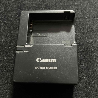 キヤノン(Canon)のキヤノンLC-E8(バッテリー/充電器)
