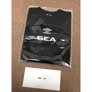 ウィンダンシー(WIND AND SEA)の【新品】UMBRO×WIND AND SEA S/S LINE TEE ロゴT黒(Tシャツ/カットソー(半袖/袖なし))