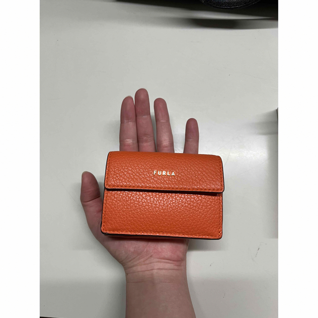 FURLA　財布　オレンジ