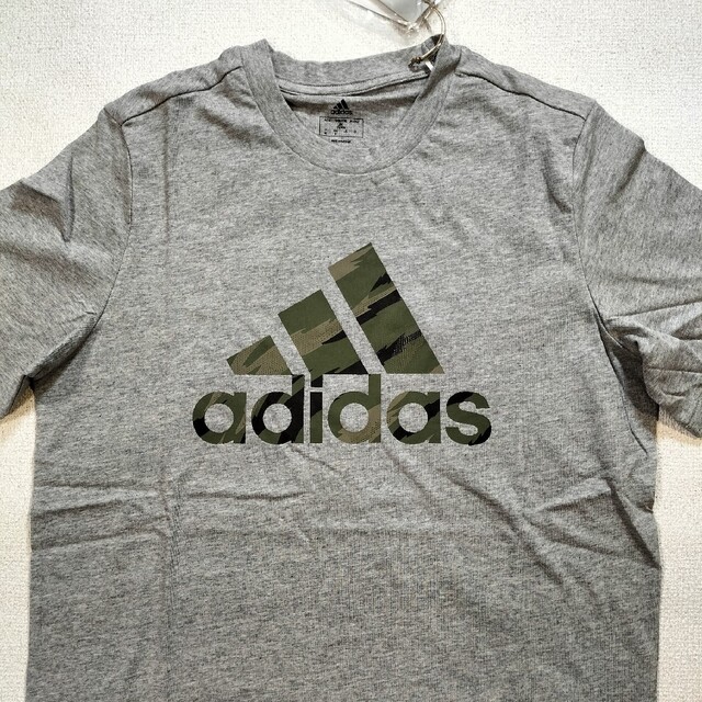 adidas(アディダス)の新品　アディダス　メンズＴシャツ   半袖シャツ　Mサイズ メンズのトップス(Tシャツ/カットソー(半袖/袖なし))の商品写真