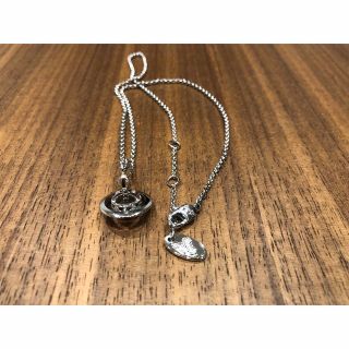 ヴィヴィアン(Vivienne Westwood) ネックレス(レッド/赤色系)の通販